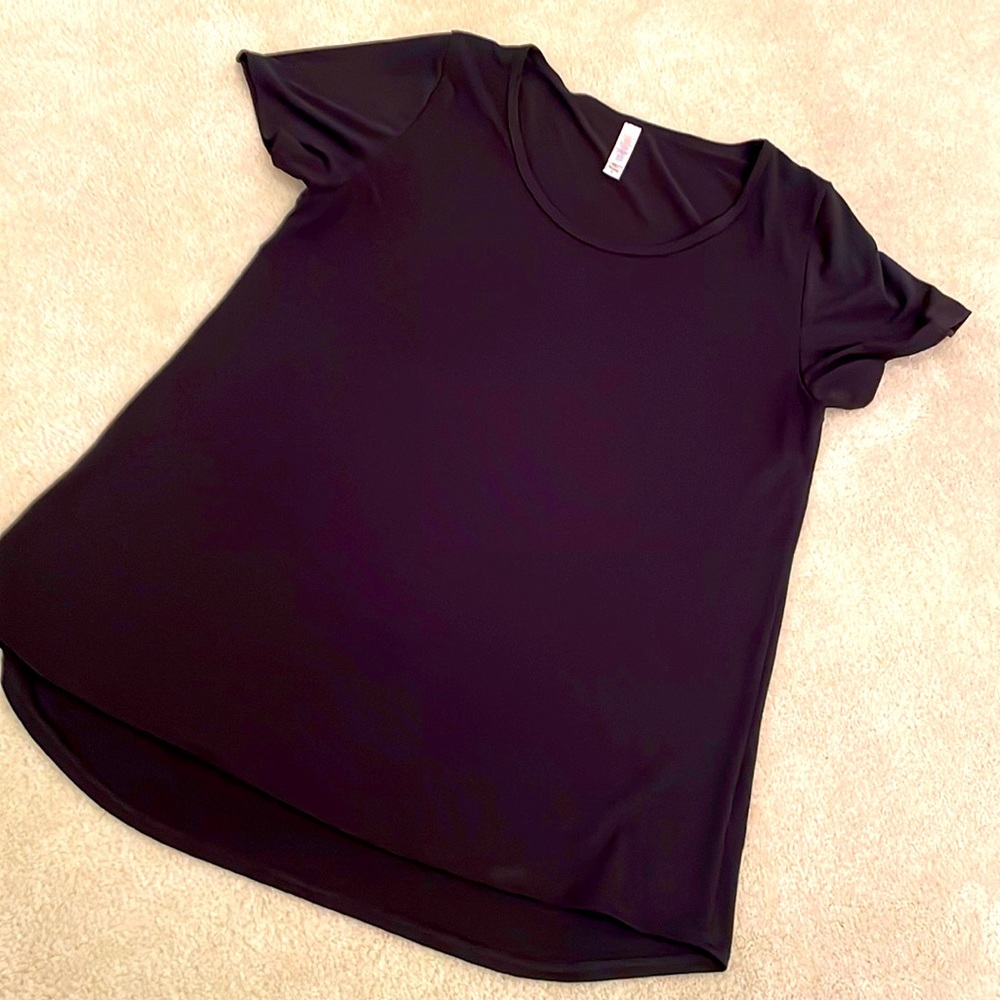 3 for $10 ⭐️ Lularoe Classic Tee